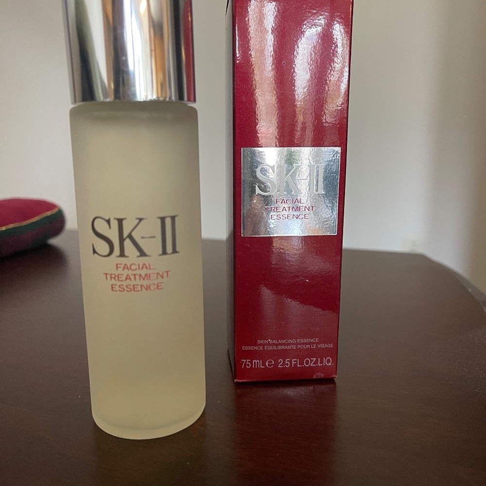 SK II FACIAL TREATMENT ESSENCE